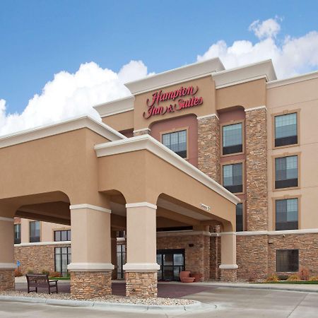 Hampton Inn & Suites Watertown Esterno foto